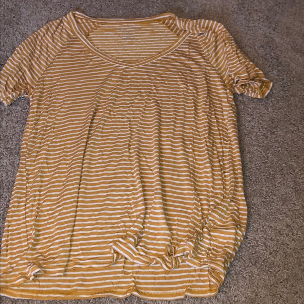 American Eagle V-neck yellow and white stripe